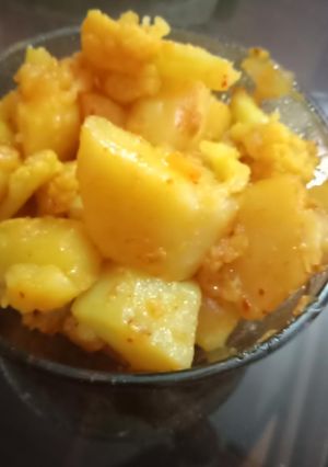 A picture of Aalu ghobi.
