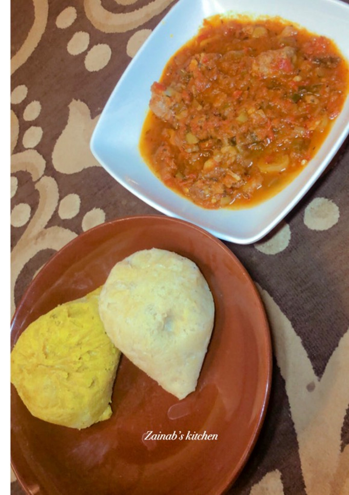A picture of Alkubus local bread with a twist🍽.