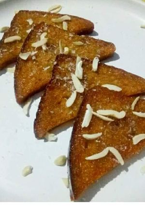 शाही टुकड़ा (Shahi Tukda Recipe in Hindi) रेसिपी मुख्य फोटो
