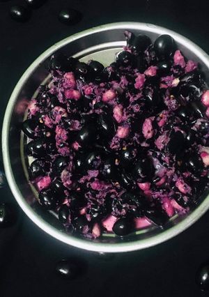 চাট মসলায় জাম মাখা রেসিপির প্রধান ছবি