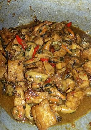 Foto resep Oseng-oseng kerang dan tahu..😋👍