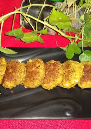 A picture of Whole moong dal oats kabab.