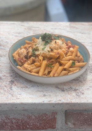 Kolbászos chilis penne🌶🍷 recept fotója