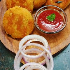 A picture of Idli kebabs.