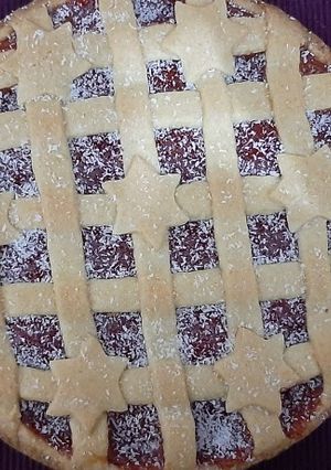 Una foto de Pasta frola (tamaño mediano)