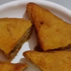 A picture of Bread pakora.