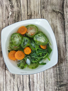Foto resep Sayur Bayam Oyong Wortel