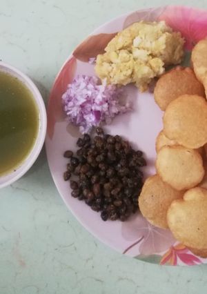 सूजी के गोलगप्पे (Suji ke golgappe recipe in Hindi) रेसिपी मुख्य फोटो