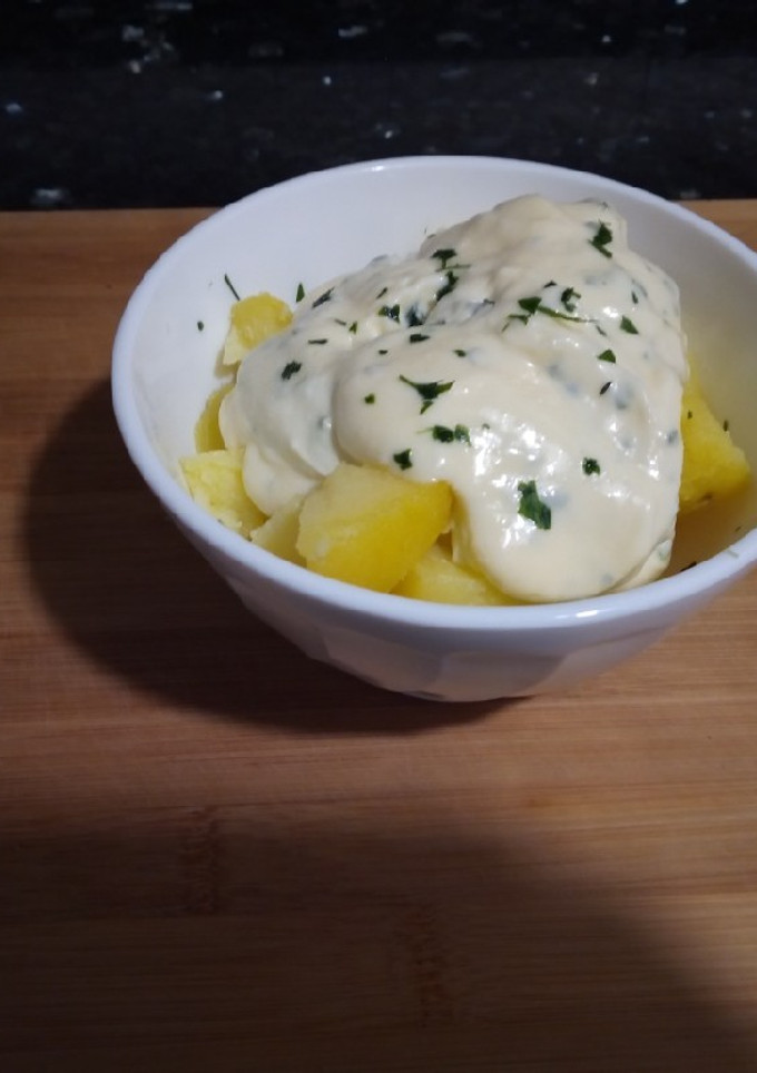 Una foto de Patatas AliOli