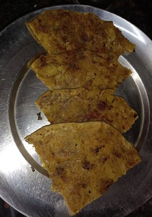 बंद गोभी,आलू के पराठे (bandh gobi aloo ke parathe recipe in Hindi) रेसिपी मुख्य फोटो
