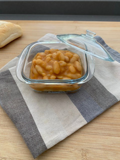 Una foto de Judías blancas con patatas y verduras