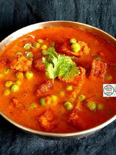 શાહી મટર પનીર કડાઈ (Shahi Matar Paneer Kadai Recipe In Gujarati) રેસીપી મુખ્ય ફોટો