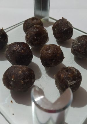 A picture of Imli goli(tamarind) mukhwas.