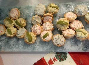 Una foto de Canapés o tarteletas saladas 4 opciones de relleno