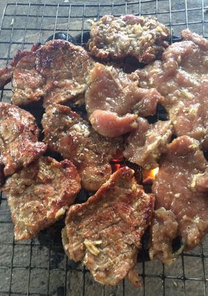 Hình của món Sườn cốt lết nướng.
