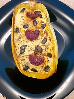 Une photo de Courge Spaghetti à la crème de fromage à la Truffe et Chorizo