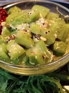 तुरई फ्राई सब्जी(turai recipe in hindi) रेसिपी मुख्य फोटो