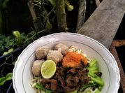 Gambar ayam mie ayam