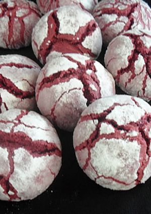 A picture of Red Velvet Crinkle Cookies.