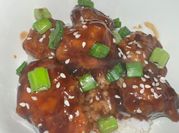 A picture of white sesame seeds