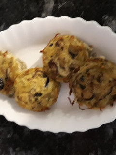 Una foto de Nidos de patata y verduras