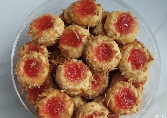 Strawberry thumbprint cookies