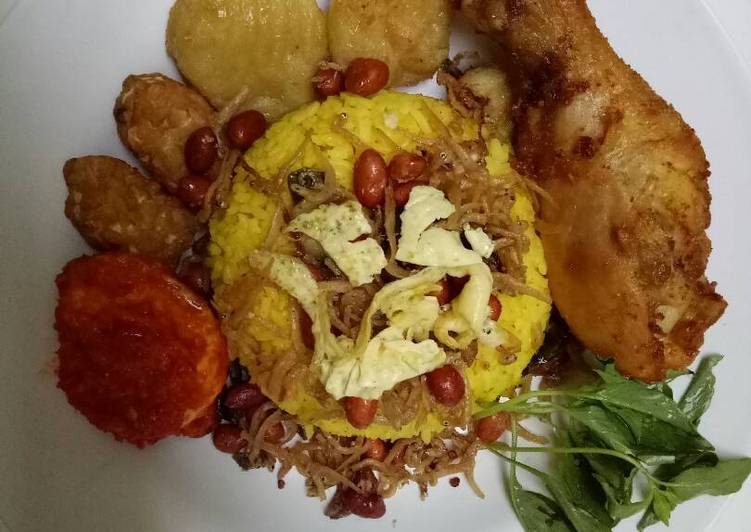 Cara Mudah Membuat Nasi Kuning