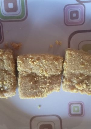 મેથીપાક (Methi Paak Recipe In Gujarati) રેસીપી મુખ્ય ફોટો