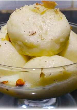 A picture of Rasmalai.