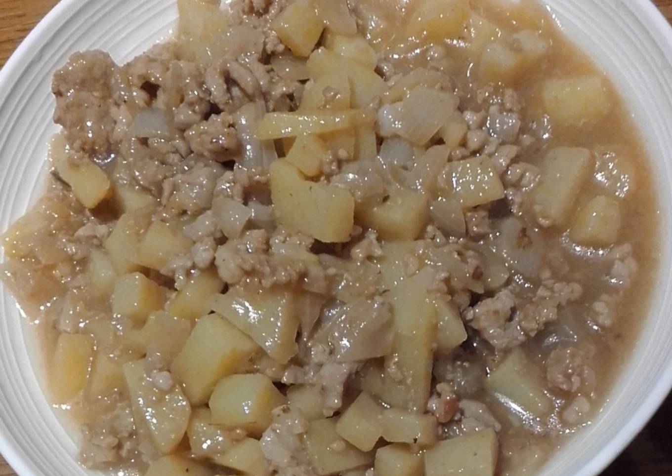 Potatoes and ground pork