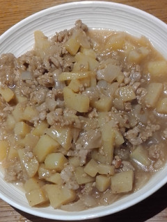 A picture of Potato and Ground Pork.