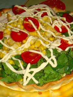 Una foto de Ensalada de verano en canasta