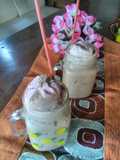 Milkshake coklat topping ice cream