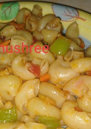A picture of Italian cuisine :Pasta.