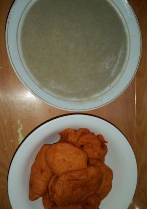 A picture of Pap made with millet and Akara(beans cake).