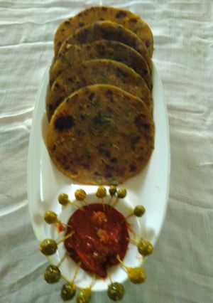 A picture of Multigrain Methi Dhebra.