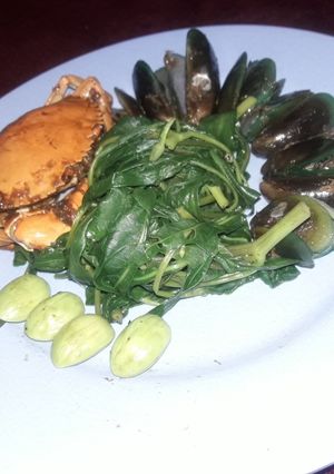Foto resep Kangkung Galau Seafood