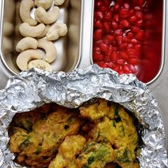 A picture of Spinach Leaves Fritters.