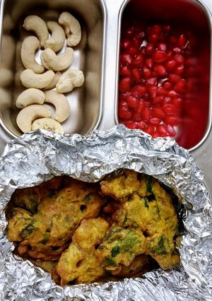 A picture of Spinach Leaves Fritters.