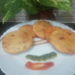 A picture of Urad Dal Kachori.