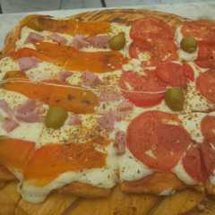 Una foto de Pizza Fácil con Levadura Seca