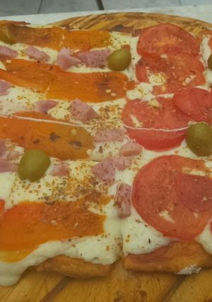 Una foto de Pizza Fácil con Levadura Seca