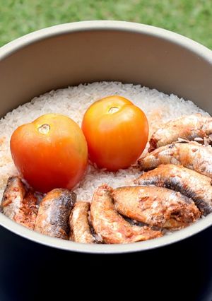 Foto resep Resep Nasi Sarden ABC: Hanya Pakai Rice Cooker!