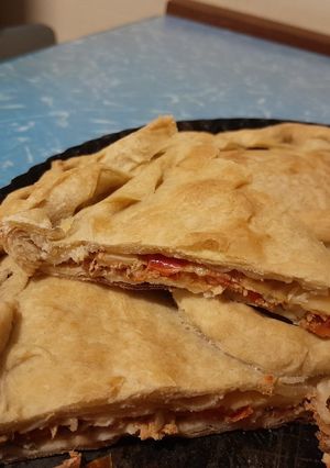 Una foto de Tarta atún. Para degustar fría en días de calor
