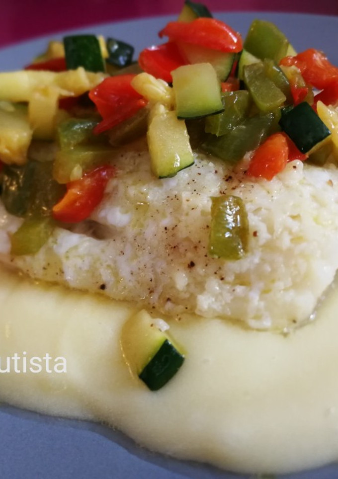 Una foto de Bacalao con crema de patata