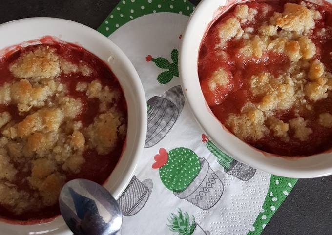 Crumble fraises rhubarbe