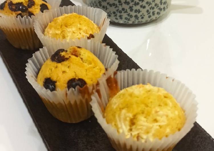 Cara Gampang Membuat Vanilla Muffin with Cheese and Chocochips yang Menggugah Selera