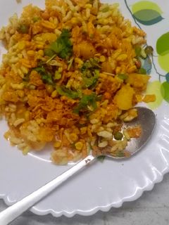 ભેળ (Bhel Recipe In Gujarati) રેસીપી મુખ્ય ફોટો