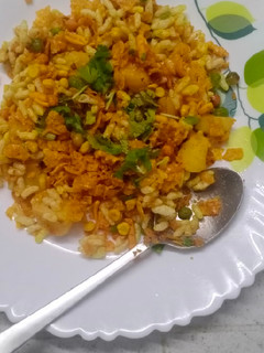 ભેળ (Bhel Recipe In Gujarati) રેસીપી મુખ્ય ફોટો