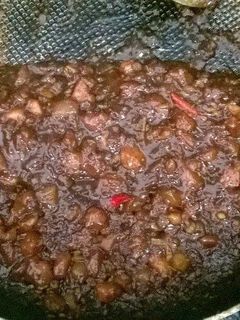 Hình của món Thịt kho ruốc sả.